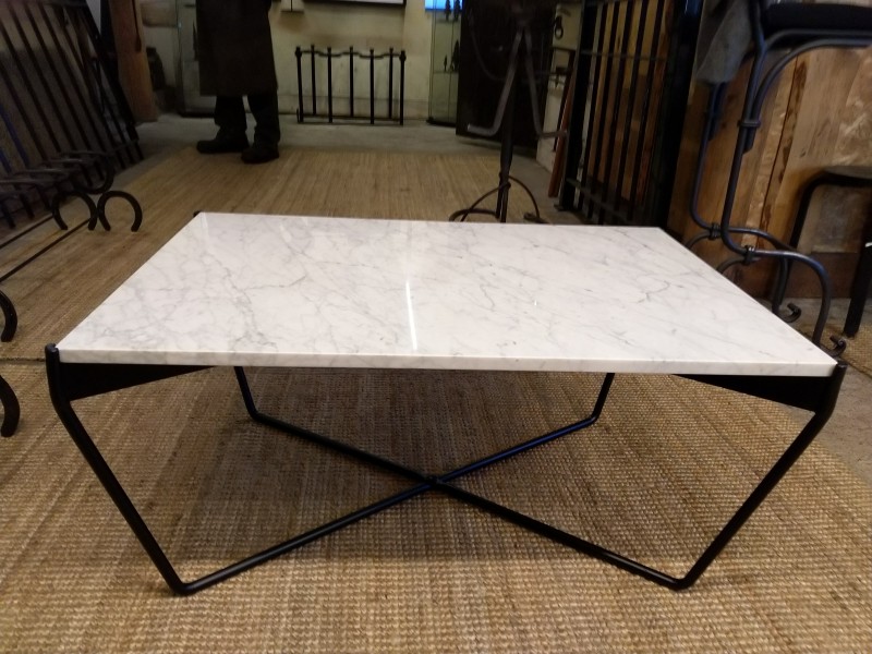 Sohvapöytä kivitasolla (Carrara marmoria)